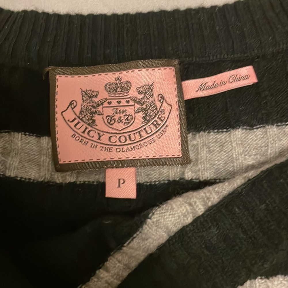 Vintage Juicy Couture off shoulder cashmere sweater dress - Picture 4 of 6
